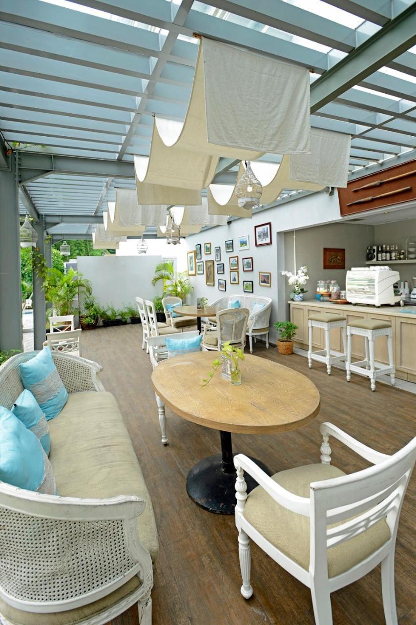 โรงแรมลา ลิซา ซูราบายา สุราบายา ภายนอก รูปภาพ